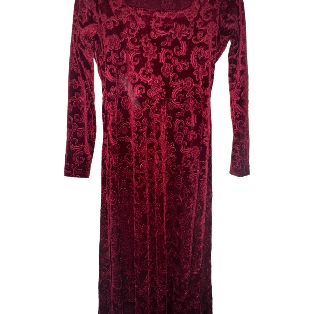 Red Velvet Long Sleeve Dress